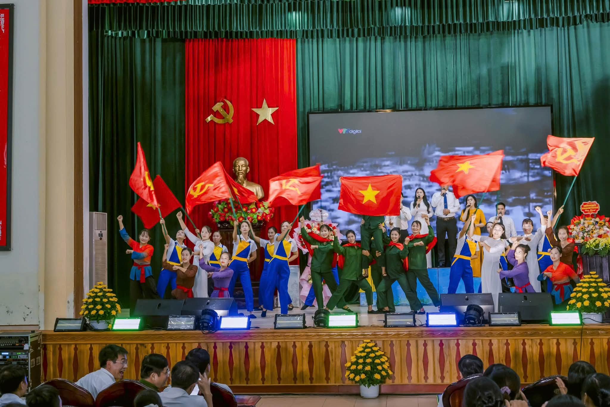 Trường Mầm non A Nghĩa Hưng rộng ràng tham gia các hoạt động văn nghệ – thể thao chào mừng Quốc Khánh 2/9