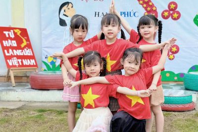 Gieo mầm yêu nước từ những bước chân nhỏ – Hoạt động ý nghĩa chào mừng ngày Giải phóng miền Nam, thống nhất đất nước 30/4 tại Trường Mầm non Nghĩa Trung