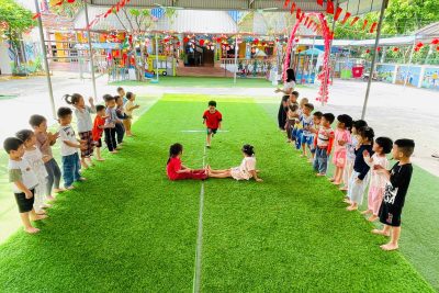 🌿 HOẠT ĐỘNG NGOÀI TRỜI – HÀNH TRÌNH KHÁM PHÁ VÀ TRƯỞNG THÀNH