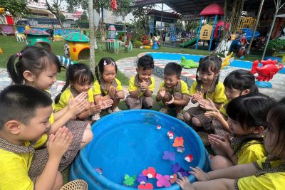 Mỗi trải nghiệm là một bài học tại trường mầm non Nghĩa Trung