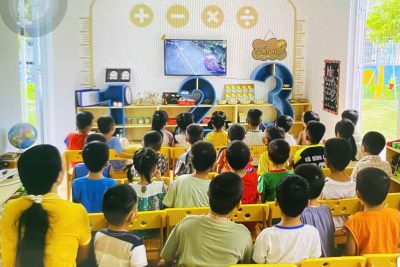 Trường mầm non Nghĩa Trung nâng cao nhận thức và kỹ năng an toàn cho trẻ  trong mùa mưa bão