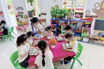 Dinh dưỡng khoa học – nền tảng cho bé phát triển toàn diện