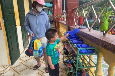 Hoạt động rèn kỹ năng tự phục vụ tại Trường Mầm non Nghĩa Trung!