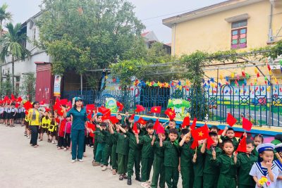 Video: Hoạt động diễu binh chào mừng kỉ niệm ngày Giải phóng Miền Nam thống nhất đất nước – Năm học 2025-2026